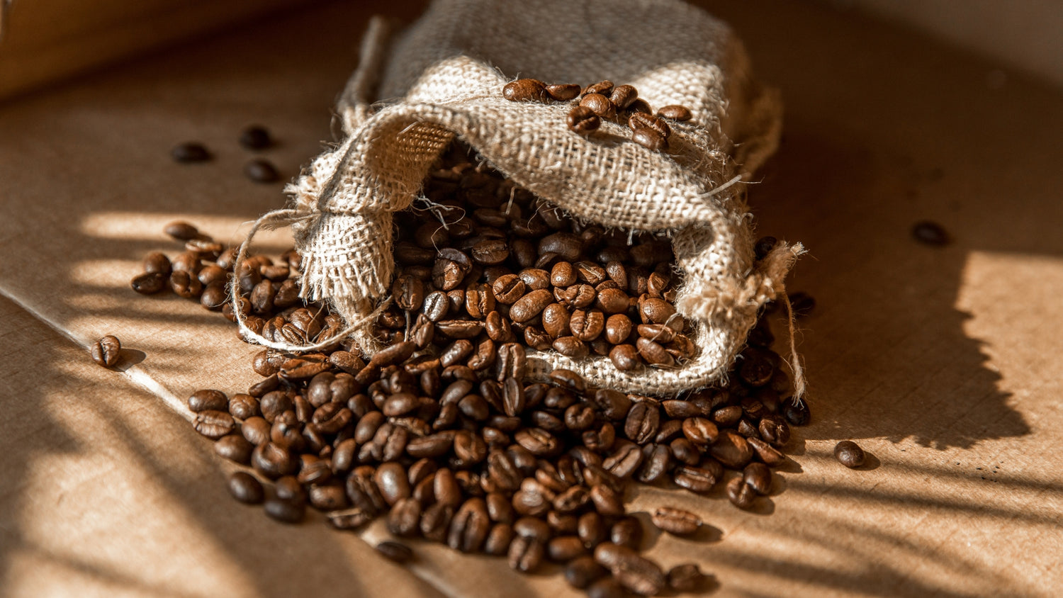 Kaffee mit wenig Säure: Anbau & Röstung